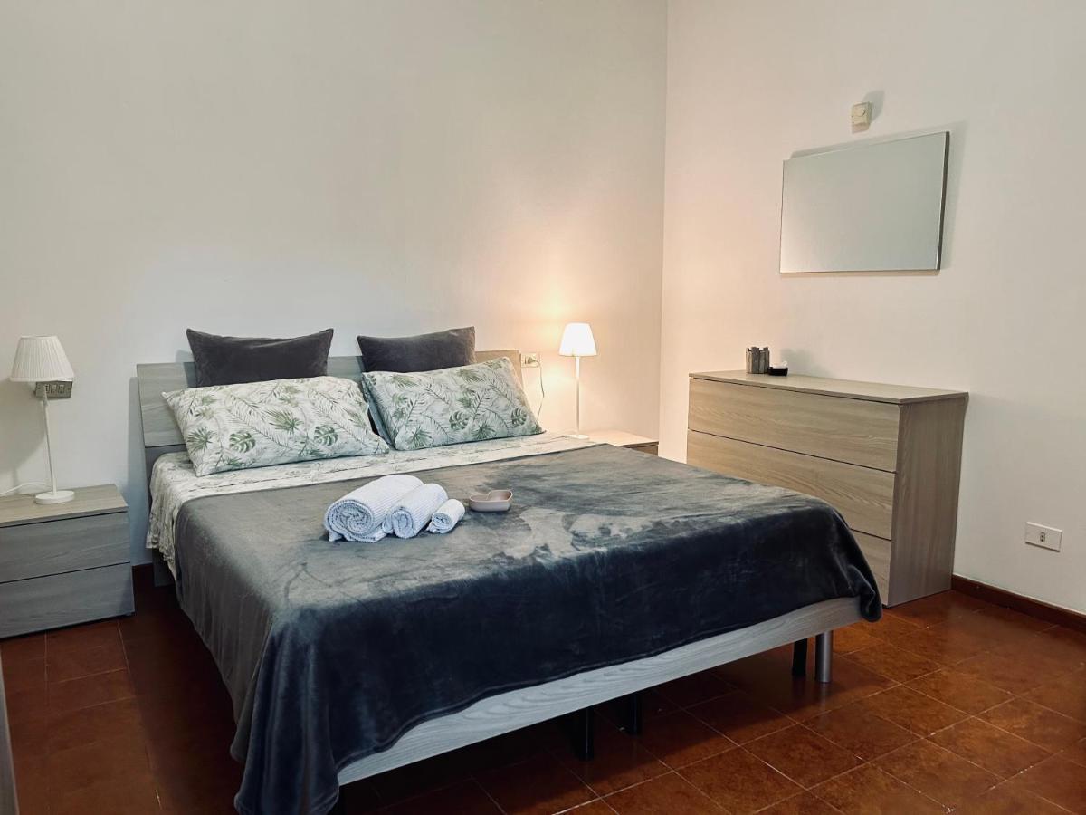 Ferienwohnung Tua Duplex Saló Exterior foto